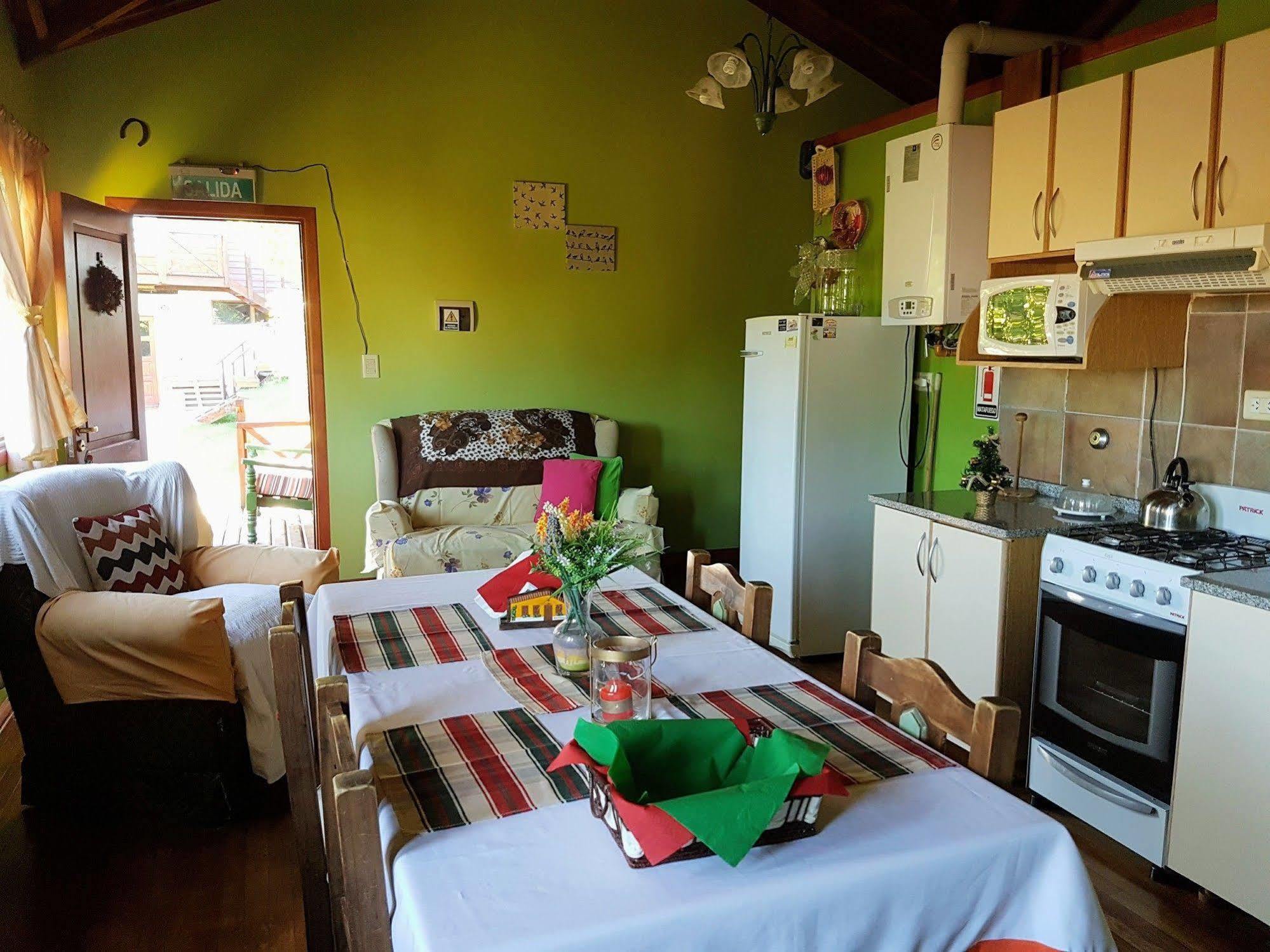 Cabanas Normana Inn El Calafate Buitenkant foto